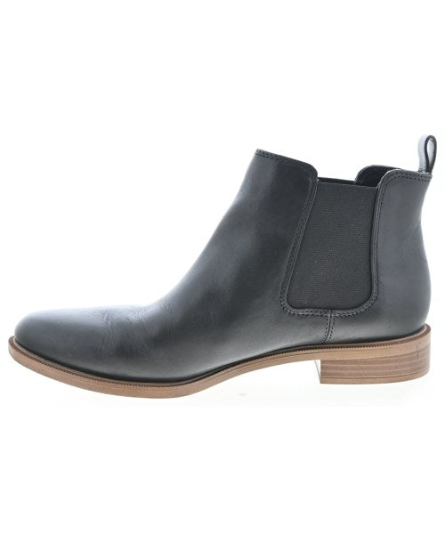clarks 靴子