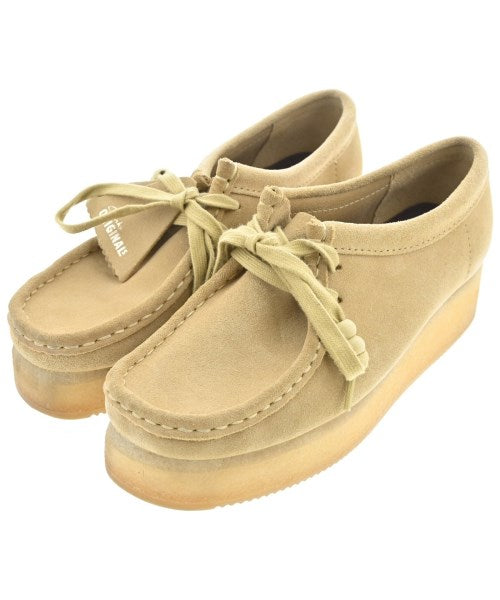 clarks 靴子