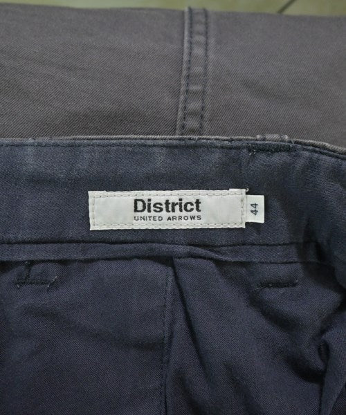 DISTRICT 剪裁褲