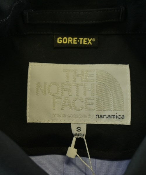 nanamica 支撐領外套