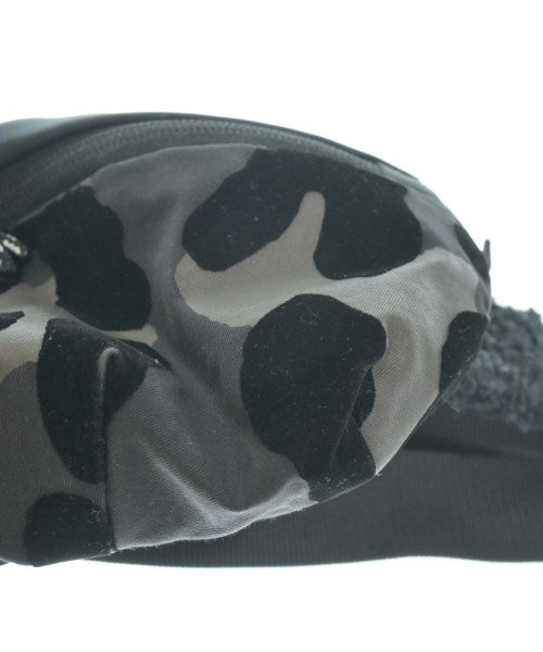 sacai 肩背包