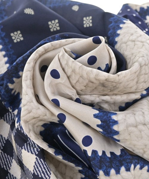 Pierre-Louis Mascia 披肩