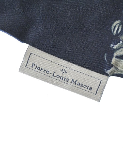 Pierre-Louis Mascia 披肩