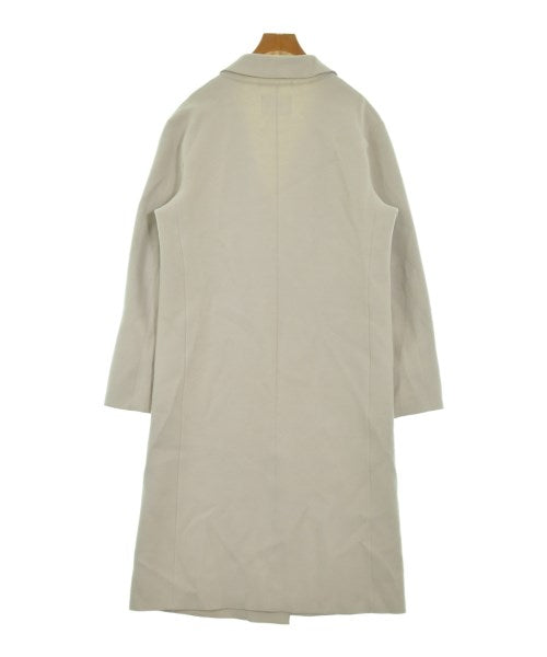 BEIGE, 切斯特披風