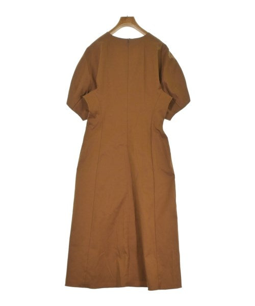 BEIGE, 洋裝