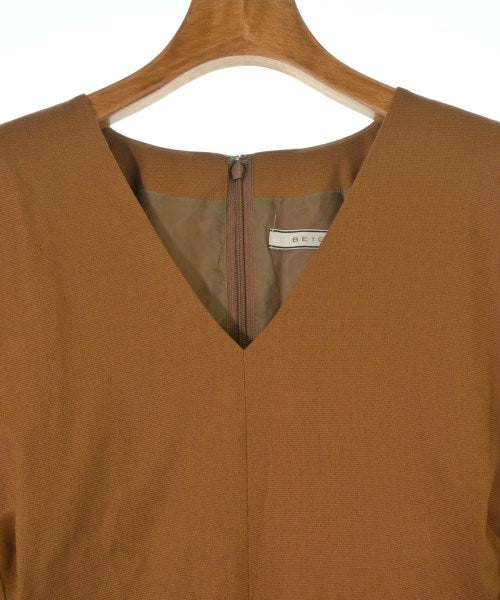 BEIGE, 洋裝