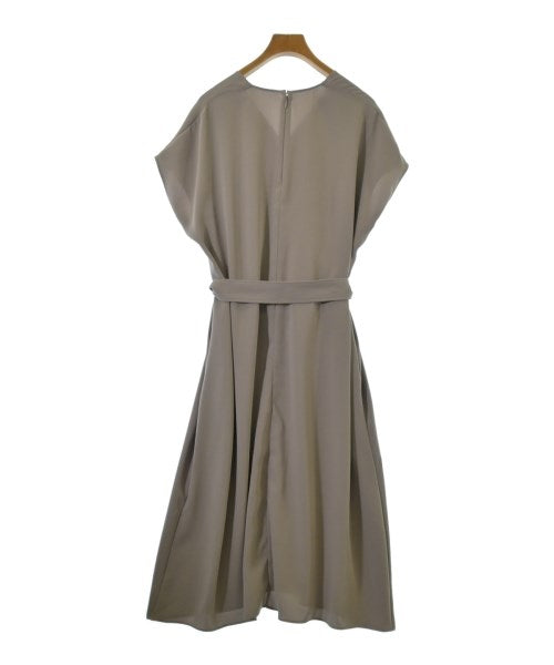 BEIGE, 洋裝
