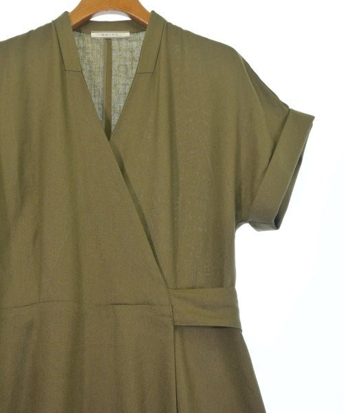 BEIGE, 洋裝