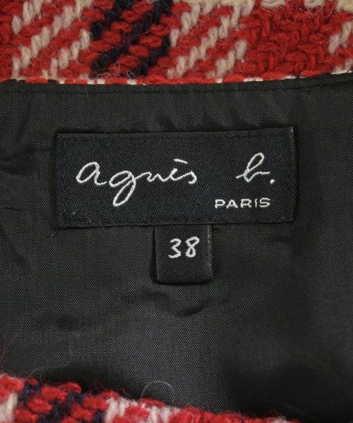 Agnes b. 膝上裙