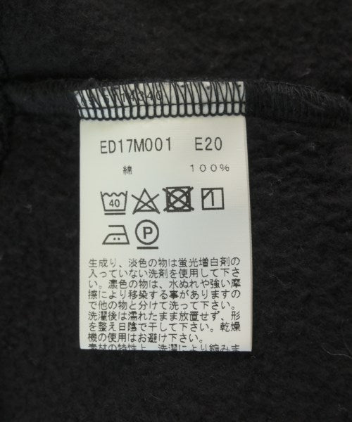 Agnes b. 開襟衫
