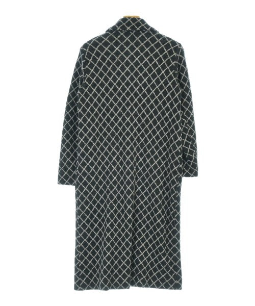 Agnes b. 切斯特披風