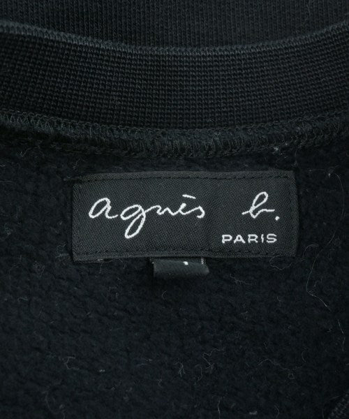 Agnes b. 運動衫