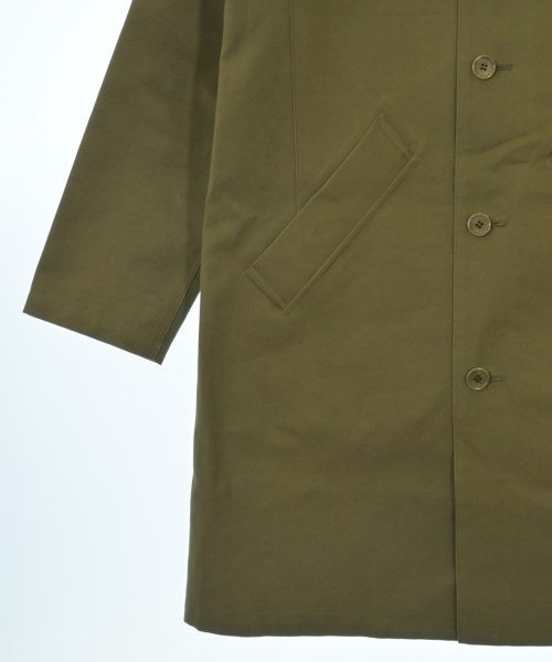 A.P.C. 支撐領外套