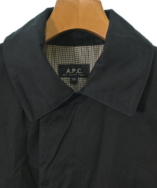 A.P.C. 支撐領外套