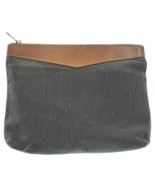 A.P.C. 手拿包