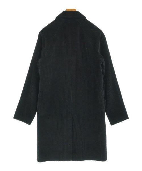 A.P.C. 支撐領外套