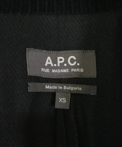 A.P.C. 支撐領外套