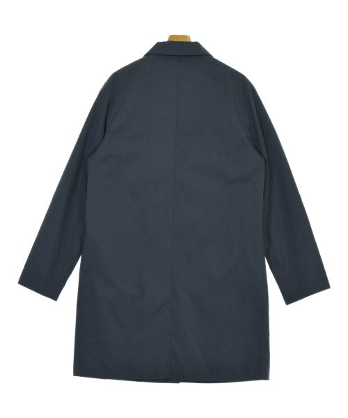 A.P.C. 支撐領外套