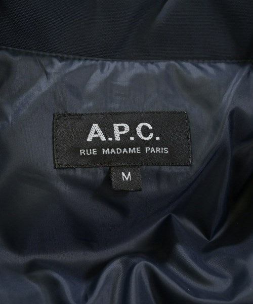 A.P.C. 支撐領外套
