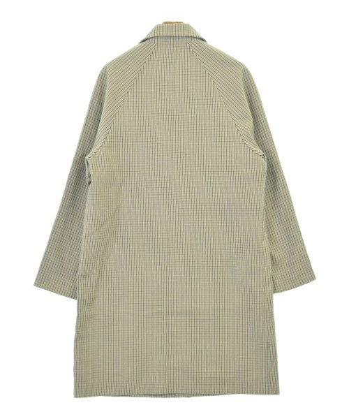 A.P.C. 支撐領外套