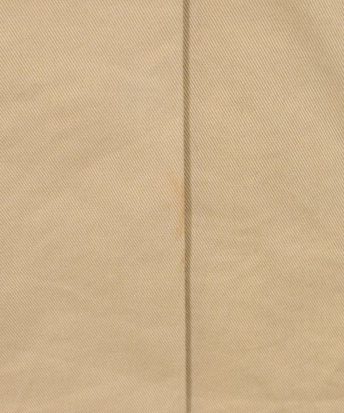 A.P.C. 支撐領外套