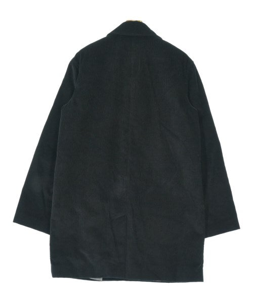 A.P.C. 支撐領外套