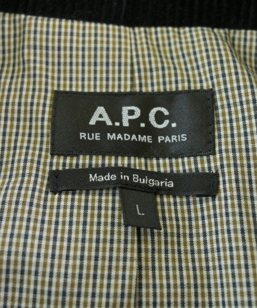A.P.C. 支撐領外套