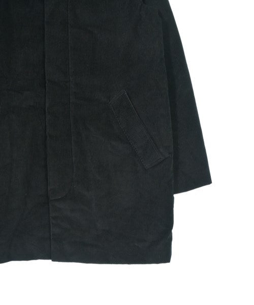A.P.C. 支撐領外套