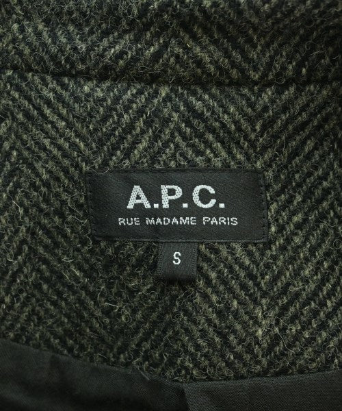 A.P.C. 支撐領外套