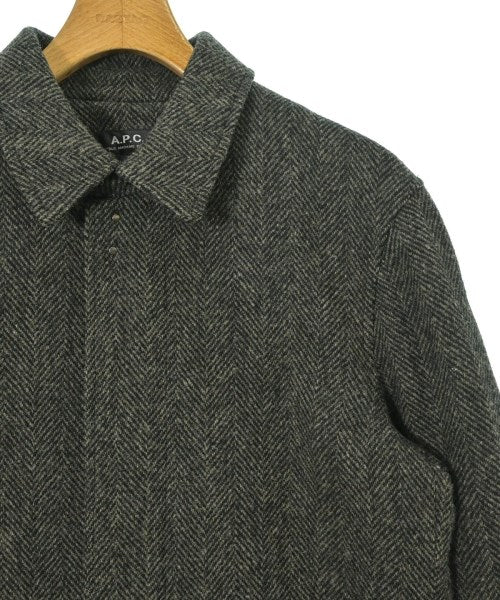 A.P.C. 支撐領外套