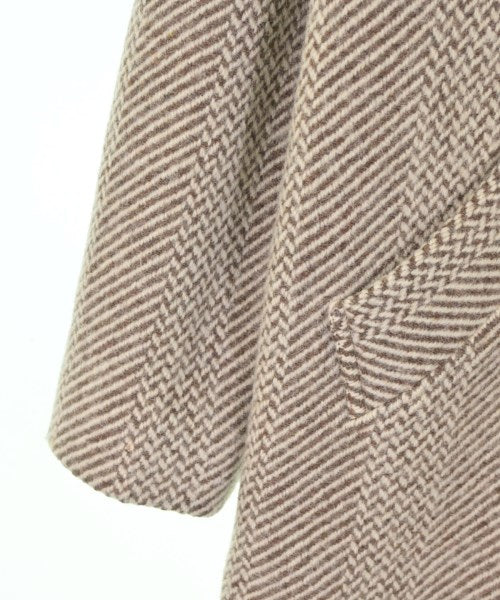 A.P.C. 切斯特披風