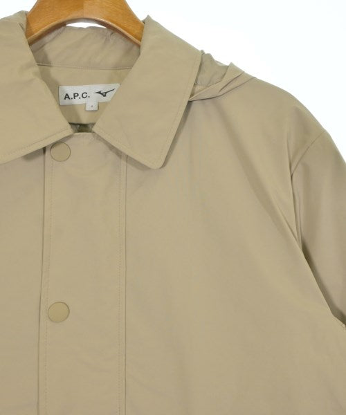 A.P.C. 支撐領外套