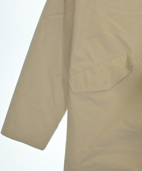 A.P.C. 支撐領外套