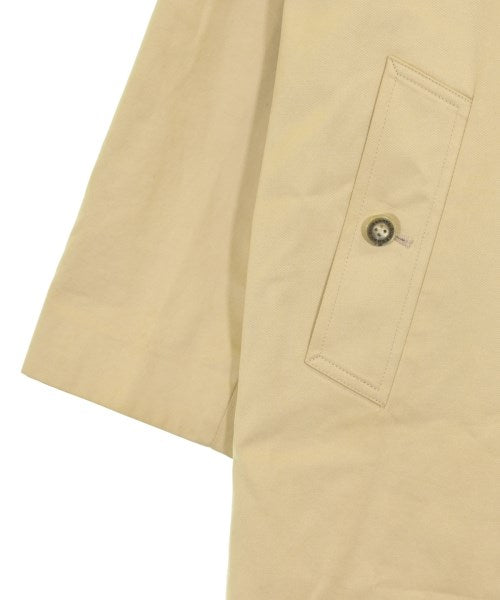 BURBERRY BLUE LABEL 支撐領外套