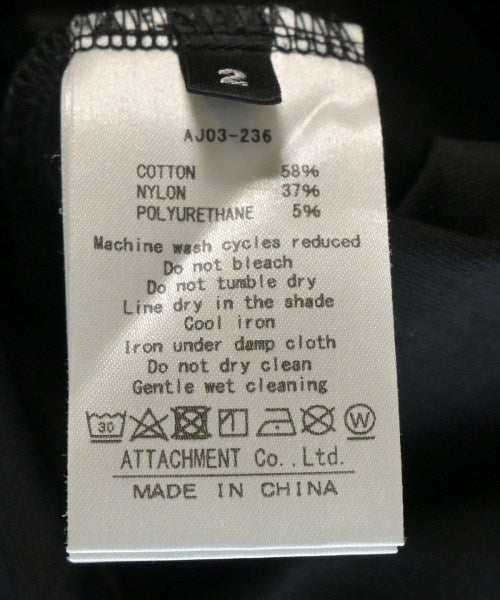 ATTACHMENT T恤/上衣