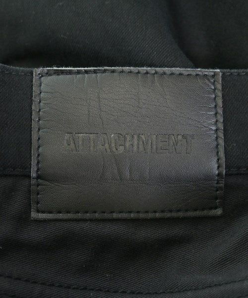 ATTACHMENT 休閒褲