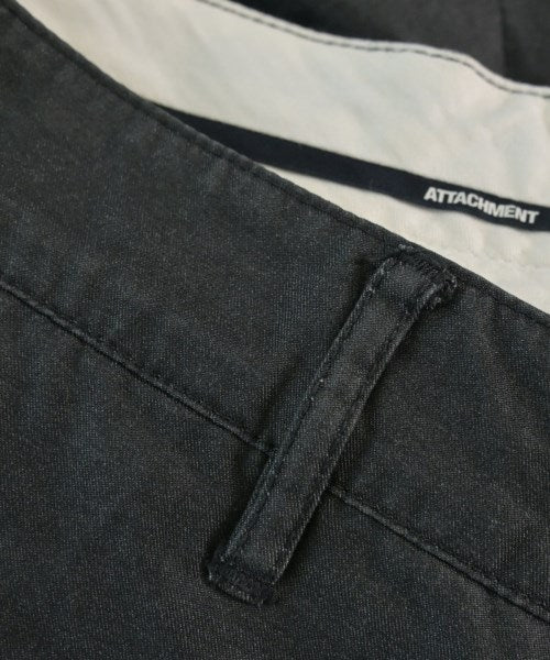 ATTACHMENT 長褲