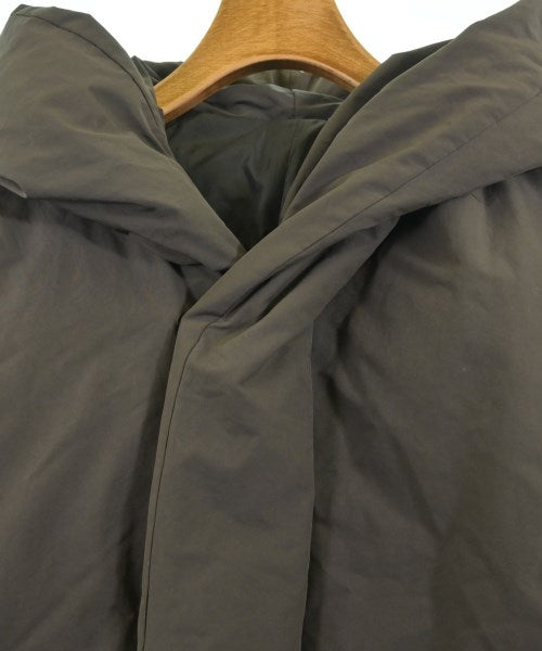 ATTACHMENT 羽絨大衣