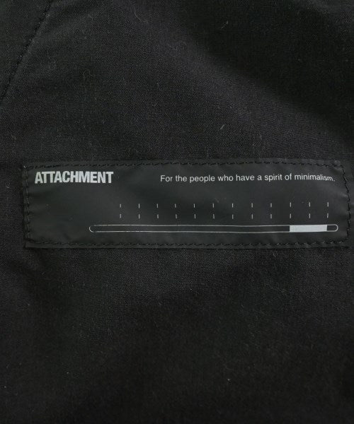 ATTACHMENT 剪裁褲