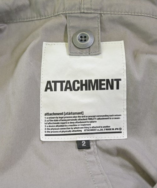 ATTACHMENT 現代外套