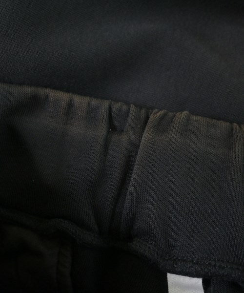 ATTACHMENT 運動褲