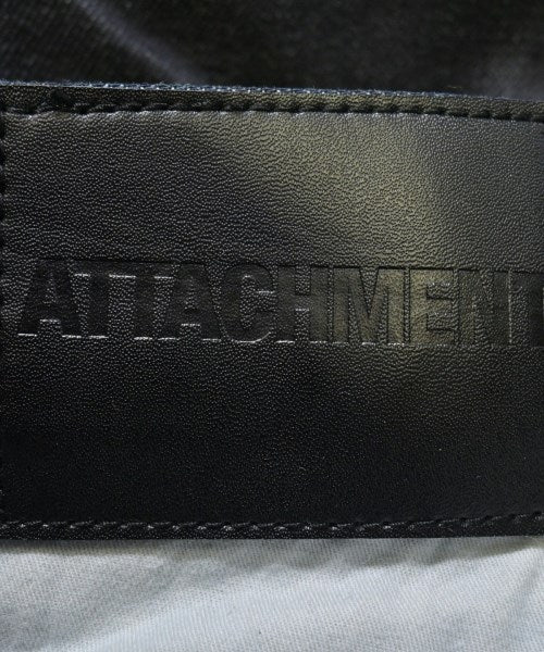 ATTACHMENT 牛仔褲