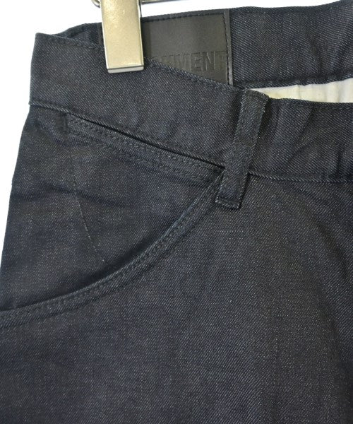 ATTACHMENT 牛仔褲