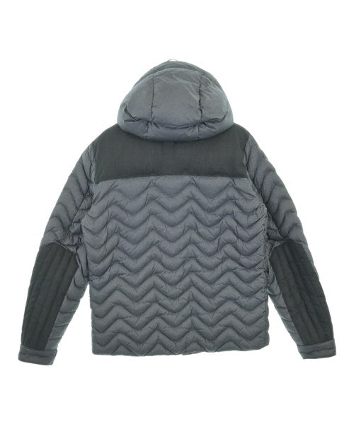 MONCLER W 羽絨夾克/背心