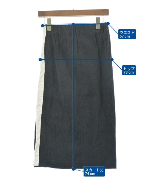 AKANE UTSUNOMIYA 膝上裙