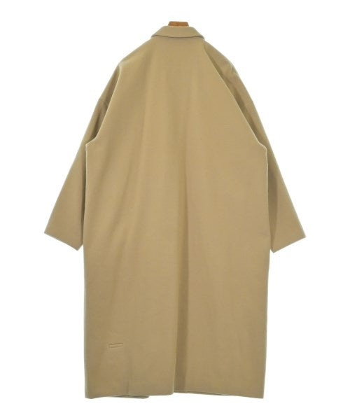 Dulcamara 支撐領外套