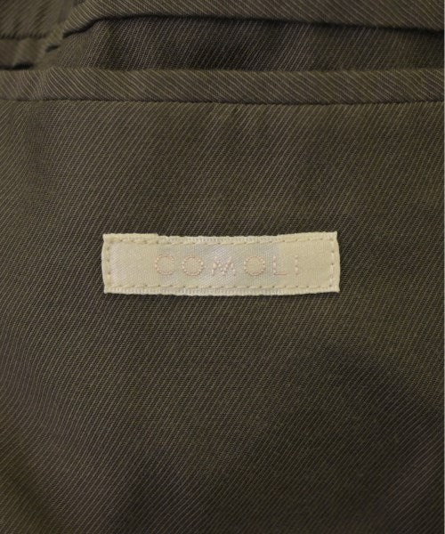 COMOLI 支撐領外套