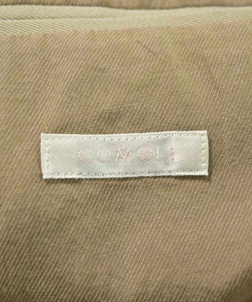 COMOLI 支撐領外套