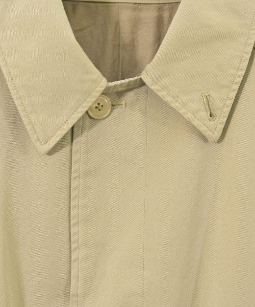 COMOLI 支撐領外套