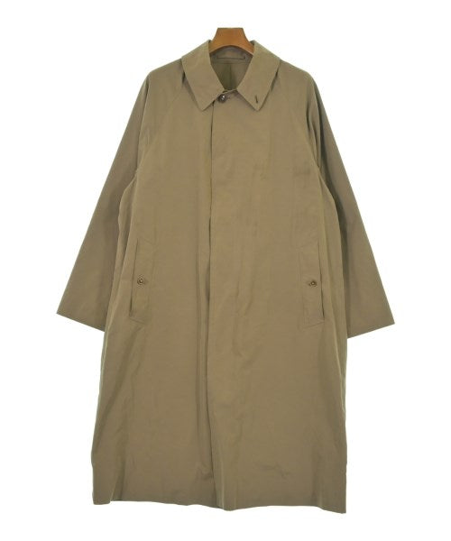 COMOLI 支撐領外套